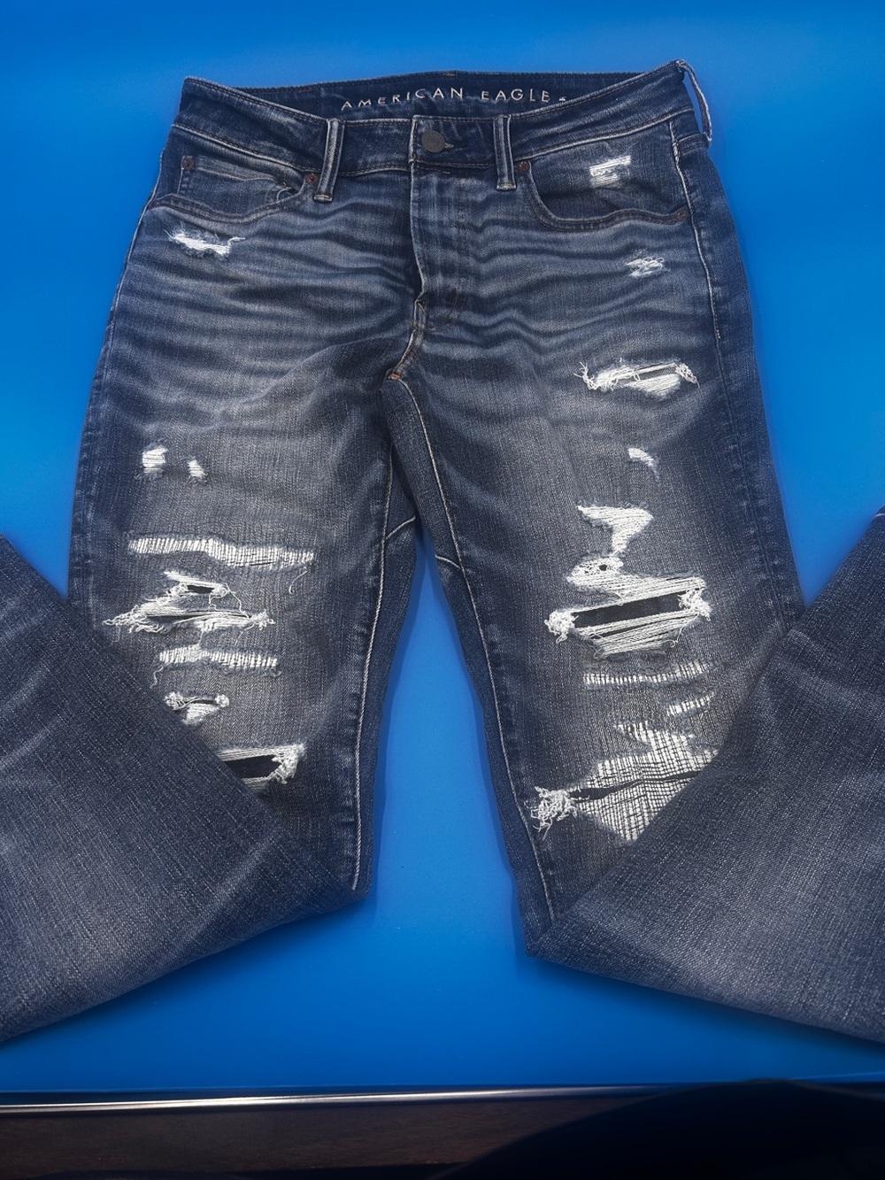 American Eagle Outfitters Men's Ripped Dark Blue Slim Straight Jeans
